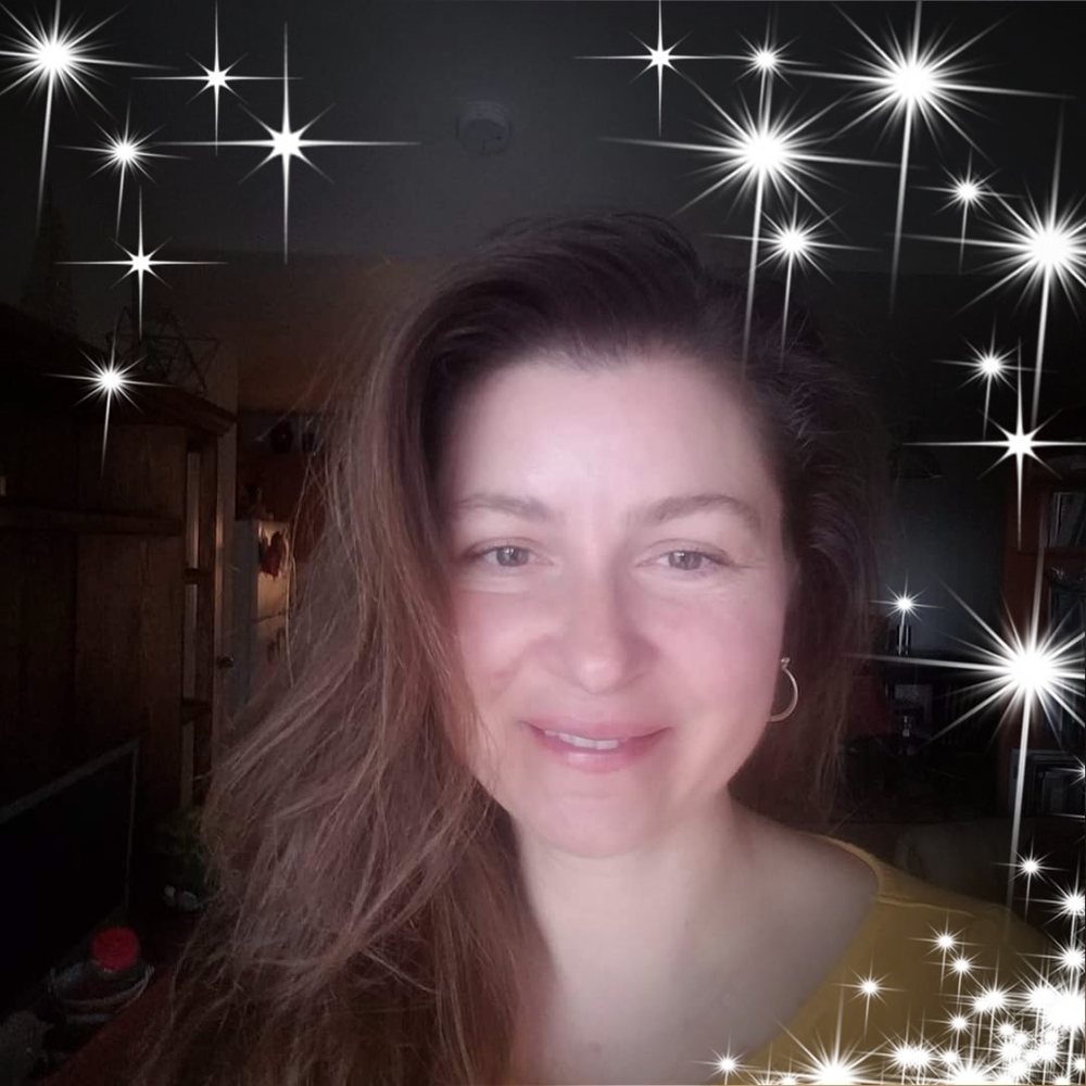 Meet your Posher, Julia
